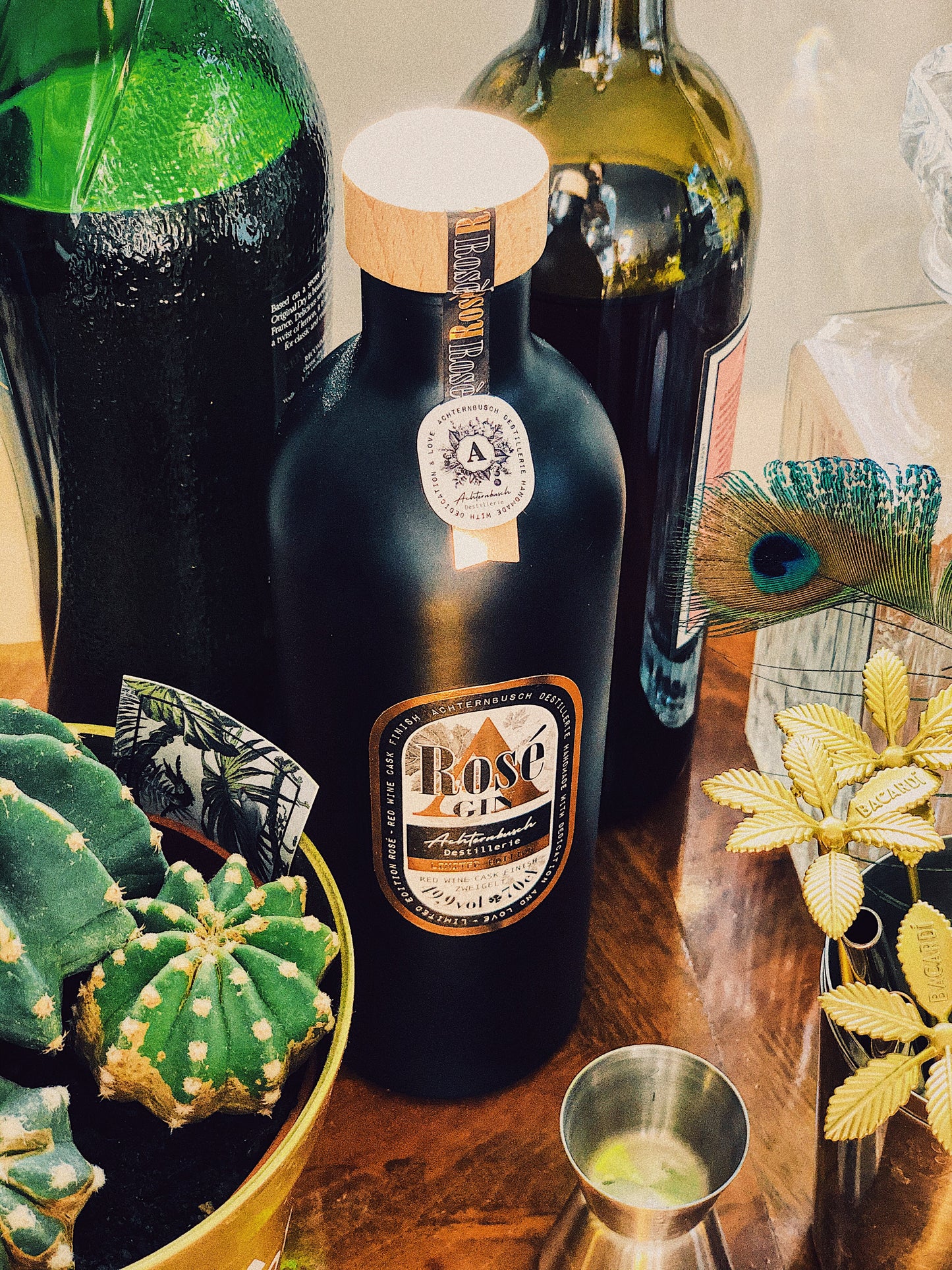 Achternbusch Gin Rose | Red Wine Cask Finish | Zweigeltfass | 49,9% Vol. | 70cl